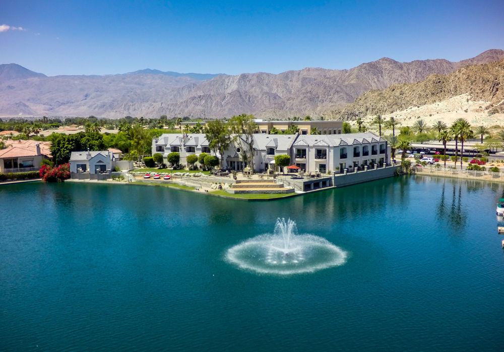 The Chateau At Lake La Quinta Exterior photo